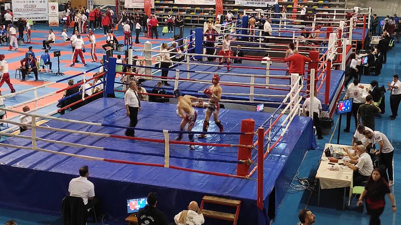 Türkiye Kick Boks heyecanı Urfa'da başladı