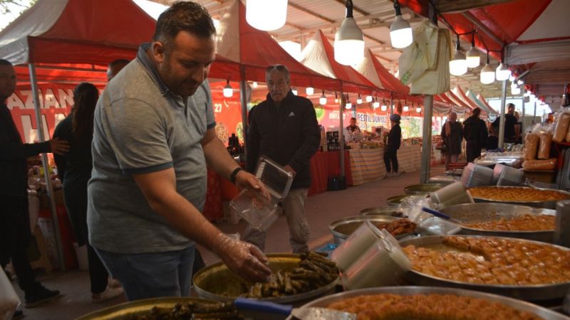 Depremzede illerin lezzetleri Ayvalık'ta buluştu