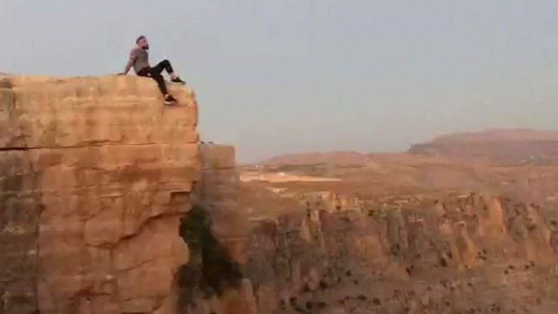 Sosyal medyada paylaşacakları fotoğraf uğruna canlarını hiçe sayıyorlar