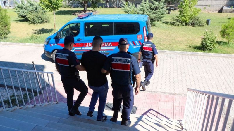 Haklarında kesinleşmiş hapis cezası bulunan 2 kişi JASAT tarafından yakalandı
