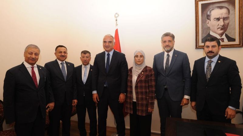 Urfa milletvekillerinden Bakan Ersoy’a ziyaret