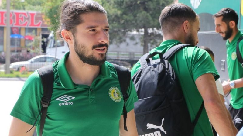 Barış Gök herkesi ters köşe yaptı