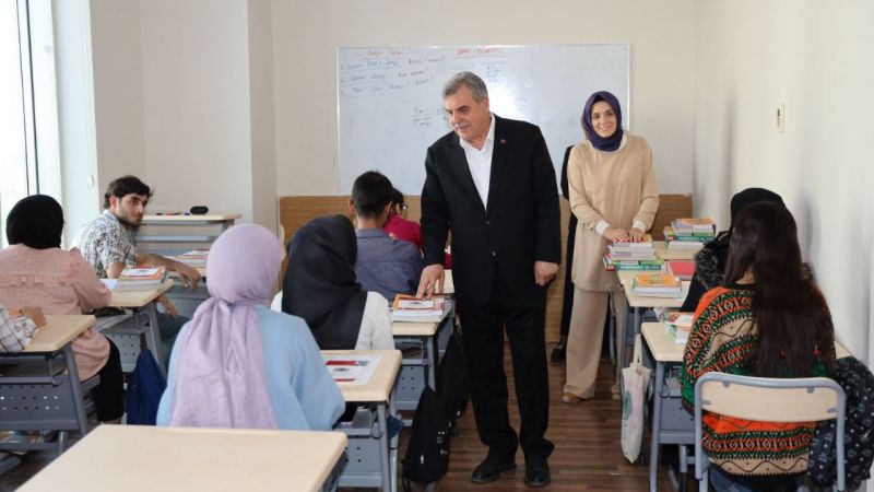Beyazgül’den öğrencilere ziyaret