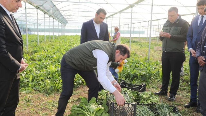 Ayhan, Bozova'da seraları gezdi