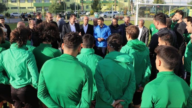 Ayhan'dan Urfaspor'a moral ziyareti