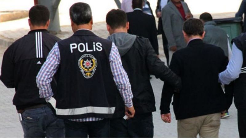FETÖ operasyonu: 8 gözaltı