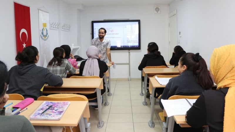 Haliliye ile gençler hayallerine kavuşuyor