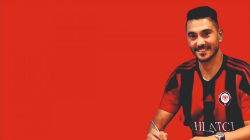 Çorumlu futbolcu tarihe geçti