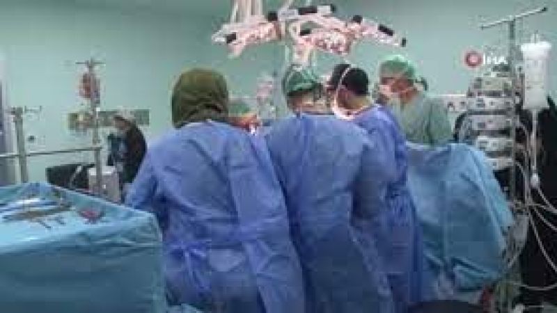 Organ naklinde 10 saatlik operasyon: 3 ameliyat peş peşe yapıldı