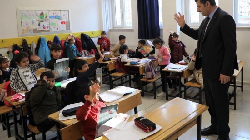 Ayhan'dan öğrencilere tatil tavsiyeleri