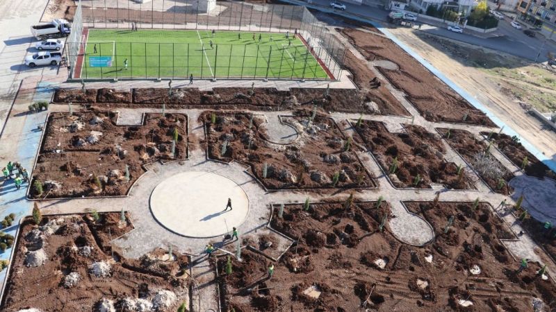 Karaköprü'ye yeni yeşil alanlar kazandırılıyor