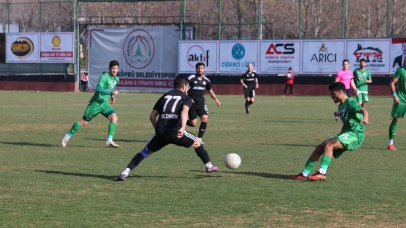 Hakem maçı katletti