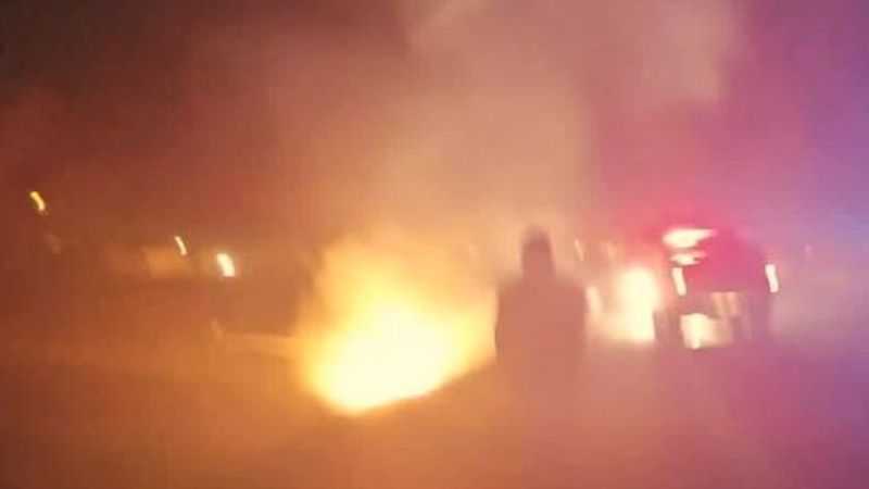 Urfa'da otomobil alevlere teslim oldu