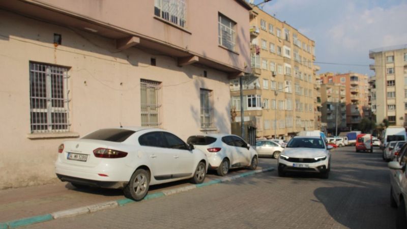 Urfa'da kaldırım işgali çıkmazı!