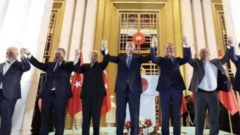 Partilerin bayramlaşma programı netleşti