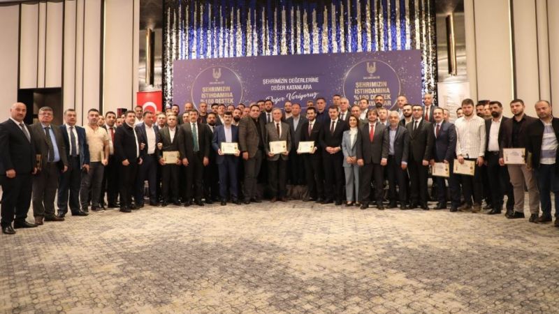 İstihdama katkı sağlayan isimlere özel plaket
