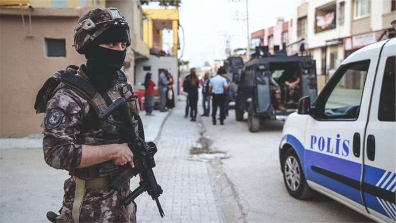 Urfa'da DEAŞ operasyonu: 16 gözaltı