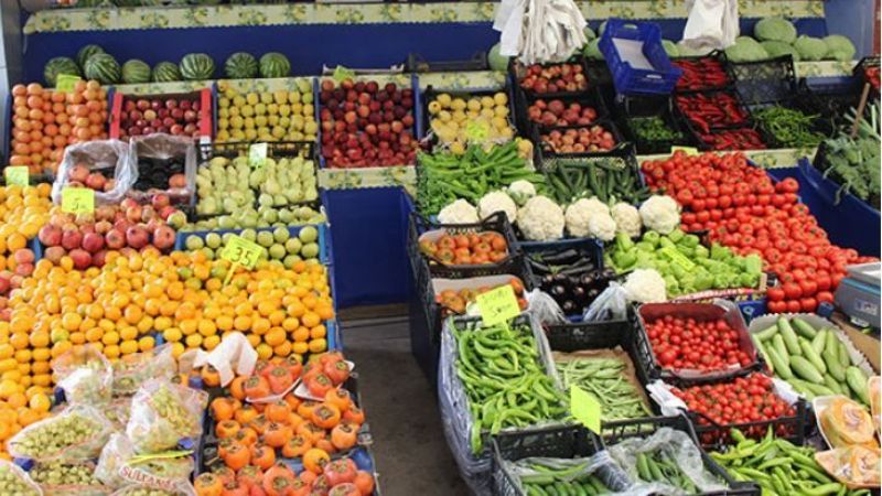 Semt pazarlarında sebze ve meyve fiyatları ucuzladı