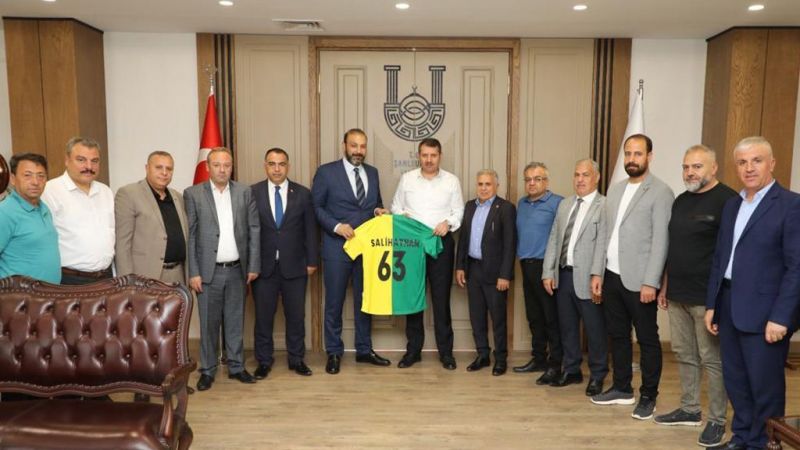 Urfaspor yönetimi Vali Ayhan'la buluştu
