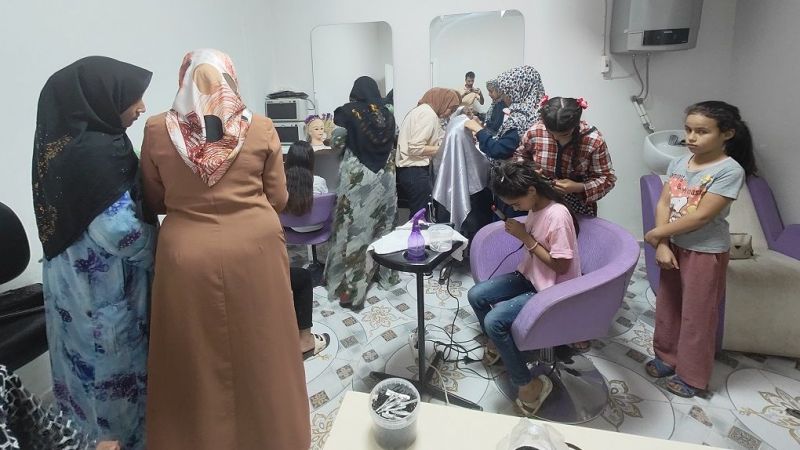 Yediden yetmişe kadın destek merkezi’nde buluşuyorlar