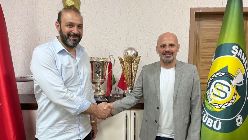 Zafer Turan 1 yıl daha Urfaspor'da