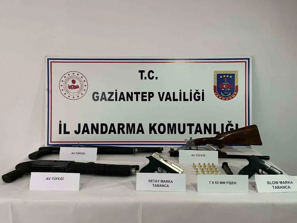 Ruhsatız silah operasyonu: 8 gözaltı