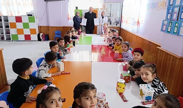 Minik yüreklerden Filistin'e destek
