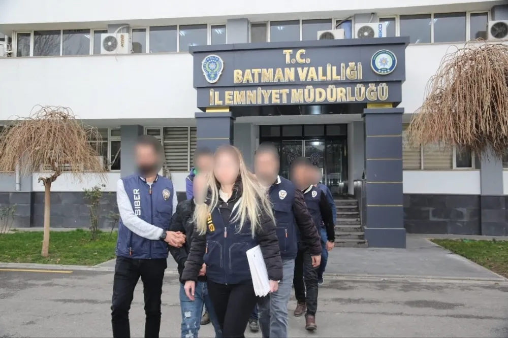 Siber dolandırıcılık operasyonlarında 5 tutuklama