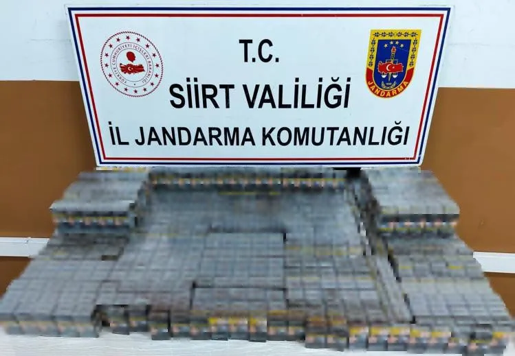 Bin 100 paket kaçak sigara ele geçirildi