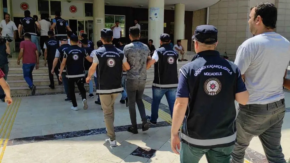 Urfa’da göçmen kaçakçılığı operasyonu: