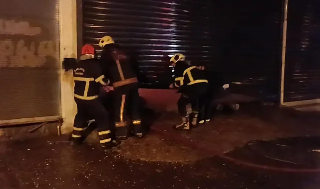 Döşeme dükkanında yangın