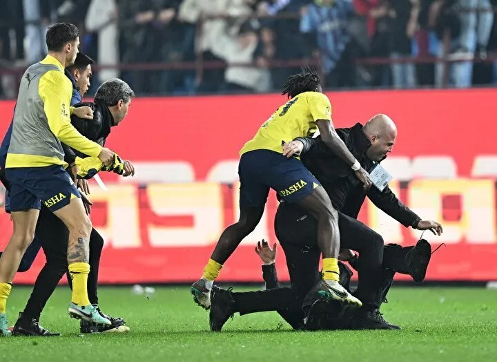 Kavgayla sonuçlanan derbide 12 gözaltı