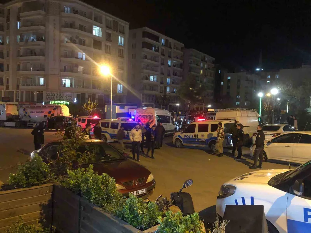 İki grup arasında bıçaklı kavga
