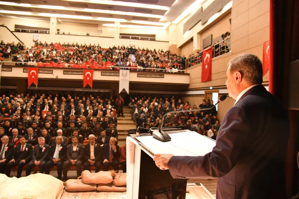 VALİ ŞILDAK, "ÇANAKKALE CUMHURİYETİMİZİN ÖNSÖZÜDÜR"