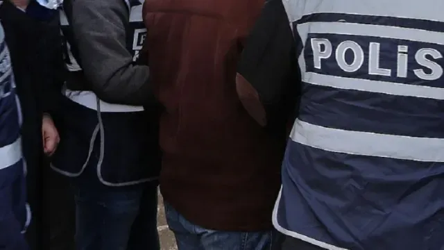 1 tondan fazla uyuşturucu ele geçirildi