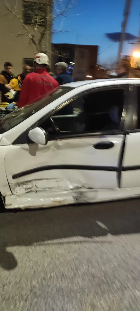 Otomobiller çarpıştı: 1 yaralı