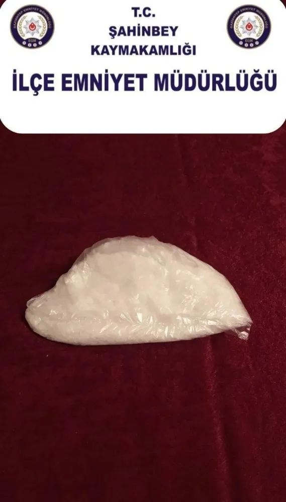 Şüphe üzerine durdurulan 3 şahsın üzerinden uyuşturucu çıktı