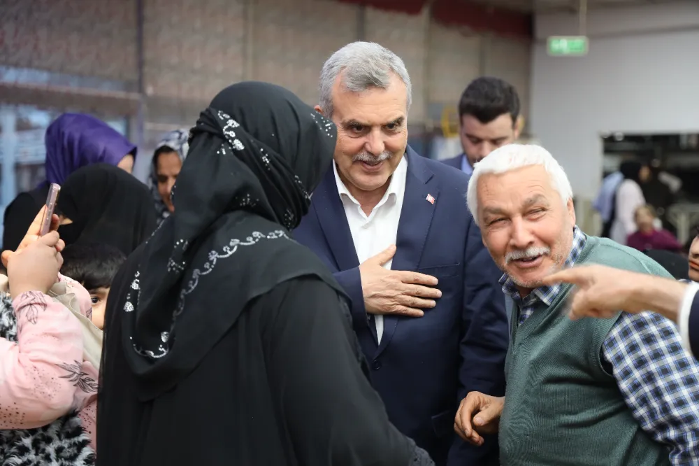 BEYAZGÜL HANELERİNE MİSAFİR OLDUĞU VATANDAŞLARLA İFTAR SOFRASINDA BULUŞTU