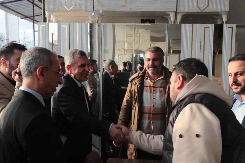 SPOT PAZARI ESNAFINDAN BEYAZGÜL’E “USTALIK DÖNEMİNİZ HAYIRLI OLSUN”