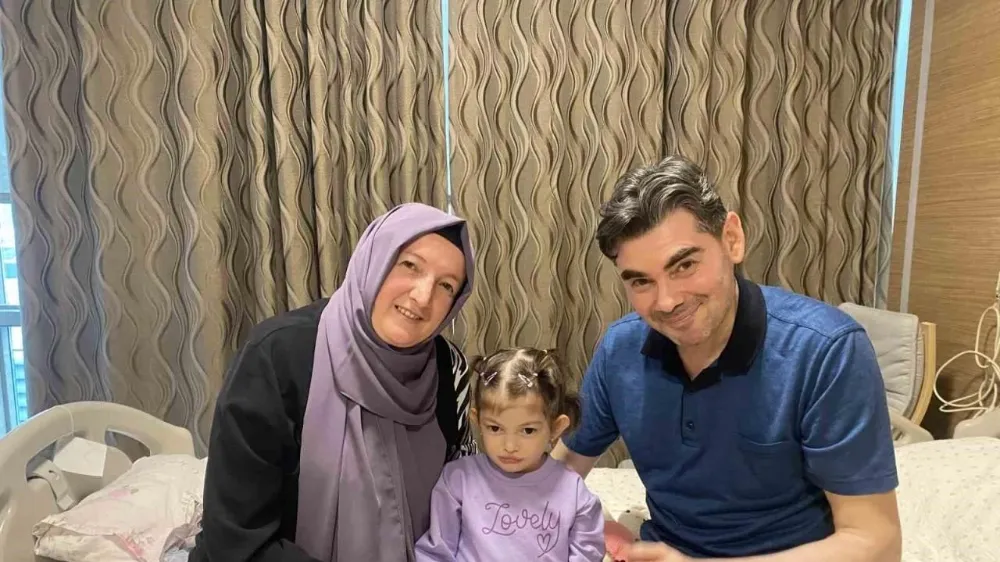 Nadir hastalığıyla mücadele ediyordu, babasının karaciğeriyle yaşama tutundu