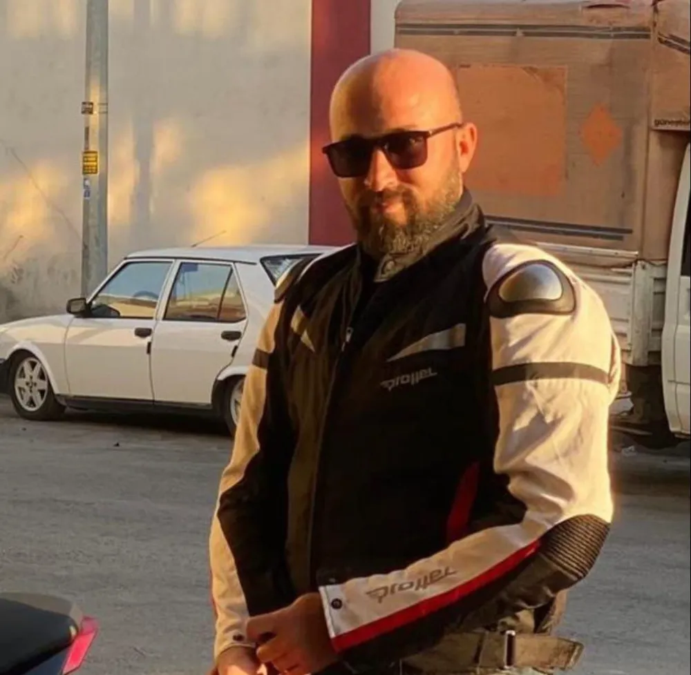 Direğe çarpan motosiklet sürücüsü hayatını kaybetti