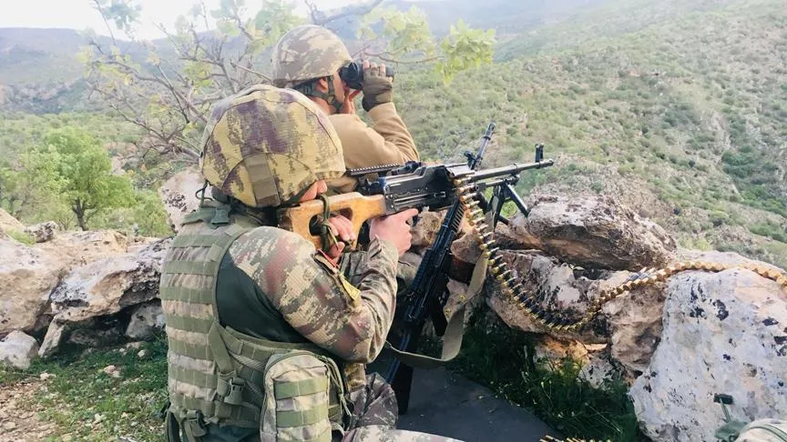 Bölücü terör örgütüne ağır darbe
