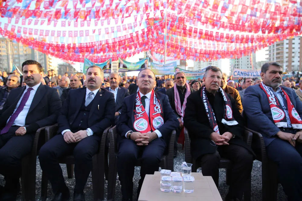 BAYDİLLİ’DEN GÖRKEMLİ SEÇİM OFİSİ AÇILIŞI