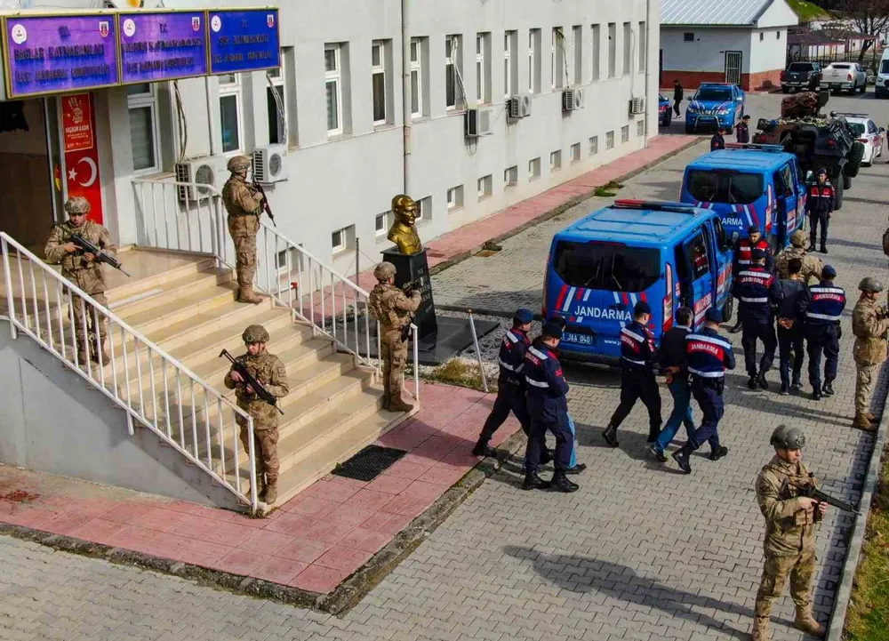 Terör örgütü DEAŞ’a operasyon: 3 gözlatı