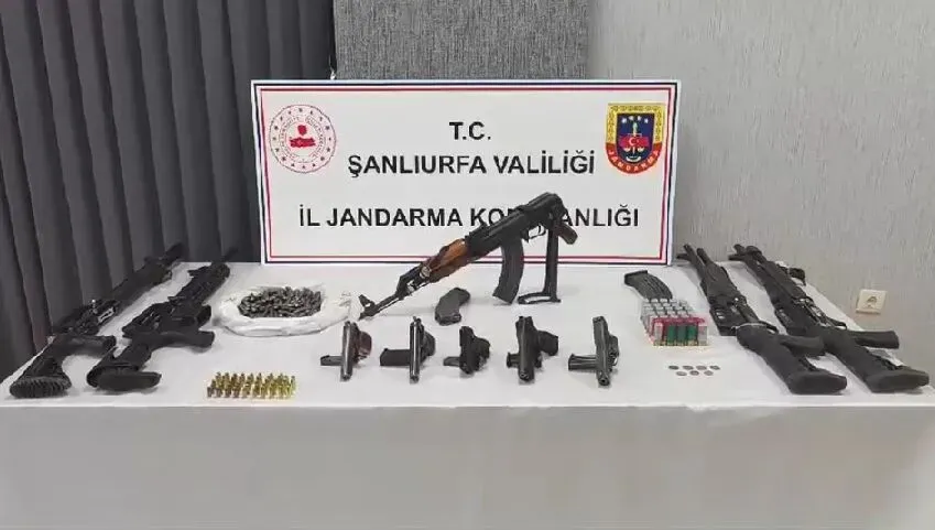 VİRANŞEHİR'DE RUHSATSIZ SİLAH OPERASYONU: 4  GÖZALTI