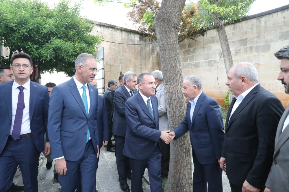AK kadrolardan Kuş’a tebrik ziyareti