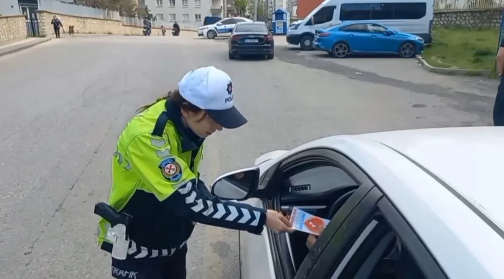 Polis ekipleri bayramda da denetimlerini sürdürdü