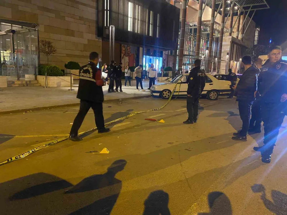 İki grup arasında silahlı bıçaklı kavga: 4 yaralı