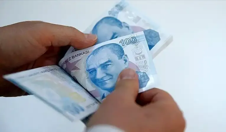 Emekli bayram ikramiyesi ödemeleri başladı