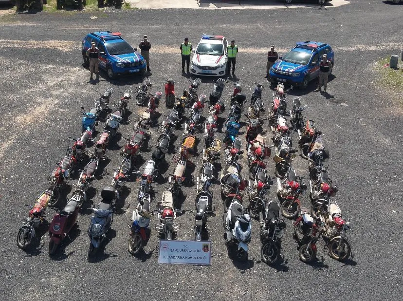 Çok sayıda çalıntı motosiklet yakalandı
